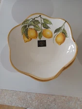 Set of 4 Effetti Home Scalloped Edged 9" Soup / Salad Bowls Lemon Design, Italy