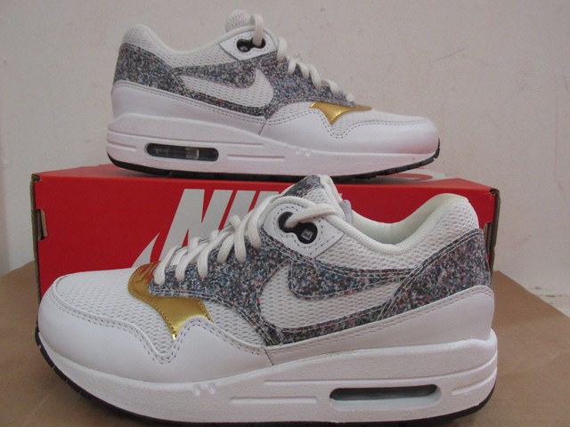 nike air max high ankle shoes