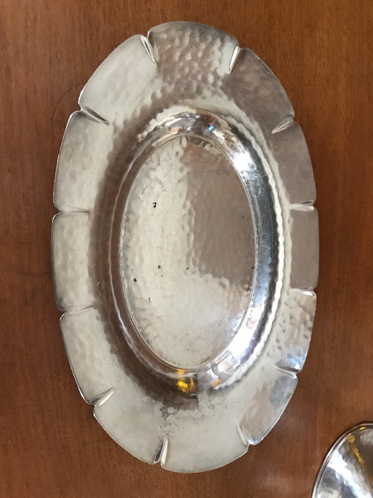 Picture 3 of 9