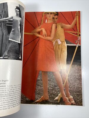 Harper's Bazaar Magazine December 1961 Fashion Marola Witt Picasso
