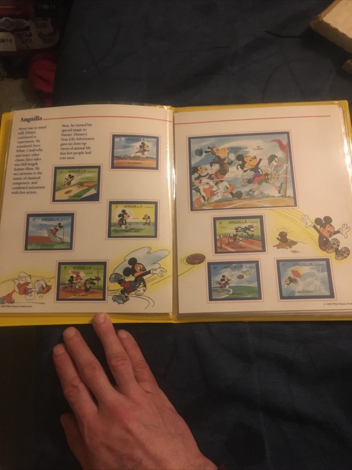 Walt Disney Stamp Folio Postal Society Anguilla Grenada Turks Caicos 1985 - Image 4 of 4