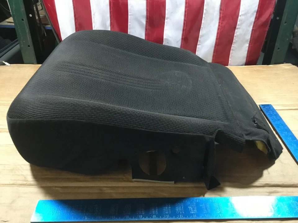 08-10 Scion xB 布手动前左座椅下垫 E P — 第 2/4 张图片