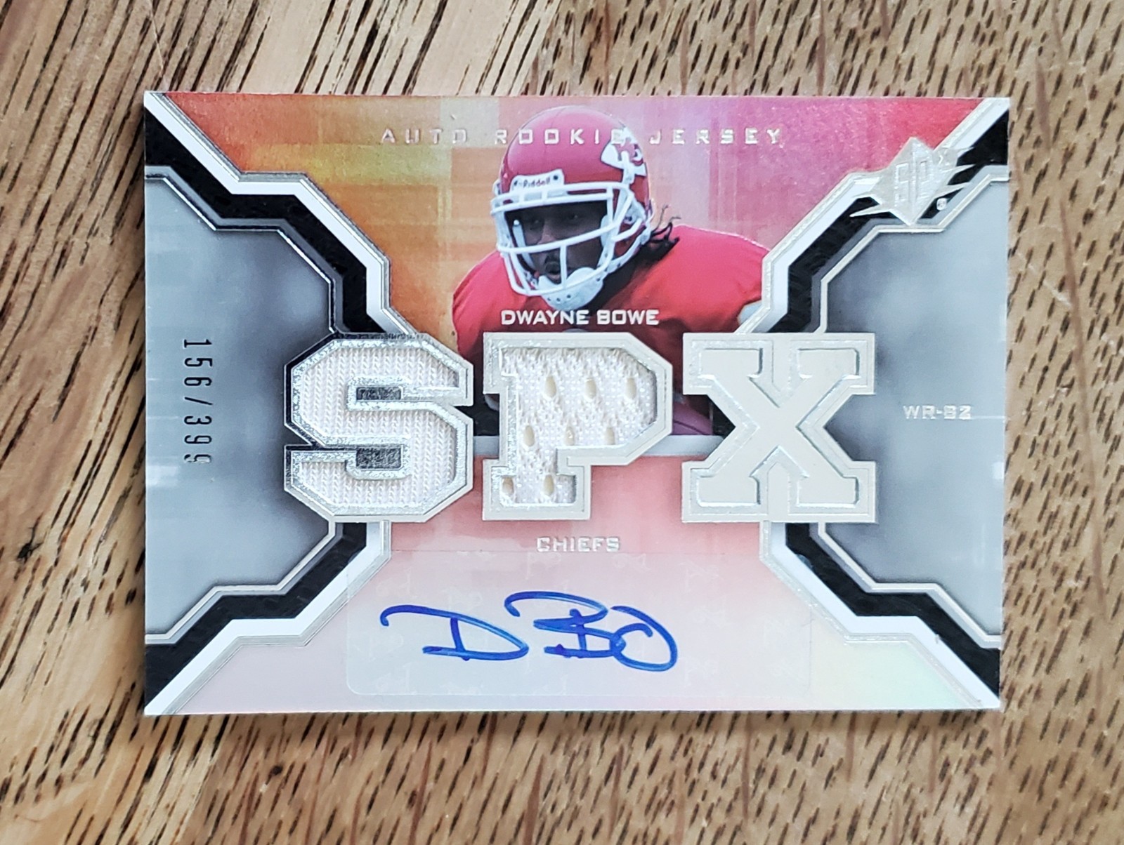 Dwayne Bowe Spx #200 Signed Jersey