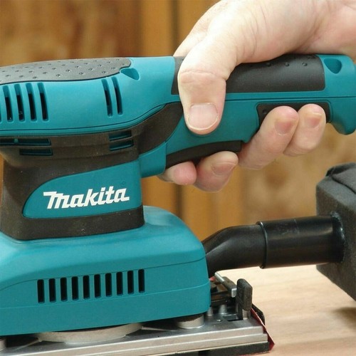 Makita BO3710 1/3 Sheet Orbital Sander 240V + Punch Plate + Dust Bag - Picture 4 of 5