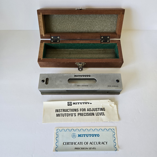 MITUTOYO n. 960-613 Strumento di precisione LIVELLO 1Div.=.0002"/10" con valigetta in legno Brasile
