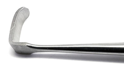 Set of 5 Surgical Retractors, . . . Discription, 1 x 6 Ragnell Retractor Double Ended 1 x 6.25 Senn Muller Retractor 20 x 6mm, Blunt 7 x 9mm 1 x 8.25