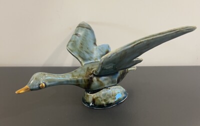 Calpotter California Flying Bird Figurine High Gloss Glaze Gold & Blue 1940s MCM