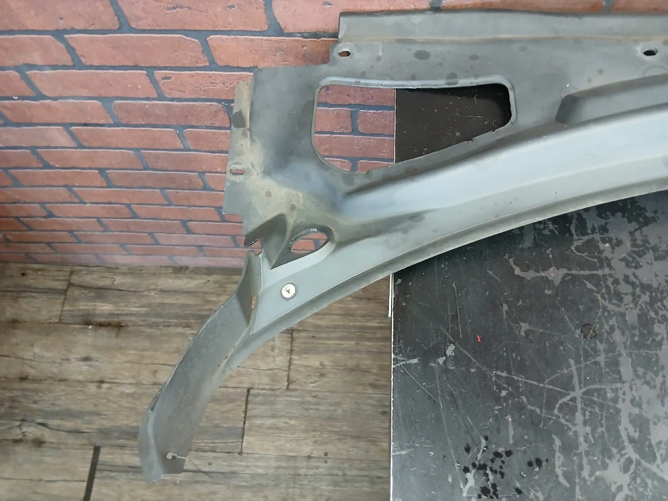 05-10 Cargador 300 Magnum Parabrisas Descongelador Capucha Panel Rejilla Ventilación 04805834ac Foto 2 de 4