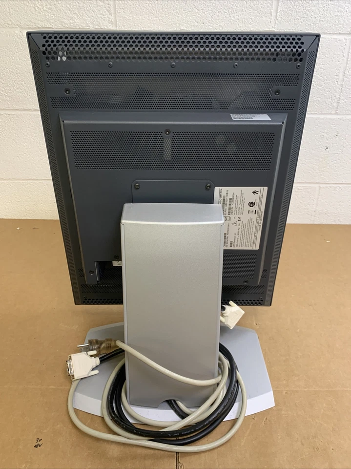 Monitor SIEMENS 6GF6201-4CB13 21” escala de cinza M R I *com DVI e cabo de alimentação! - Imagem 2 de 4