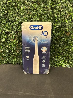 Oral-B iO Series 2 Electric Toothbrush - White