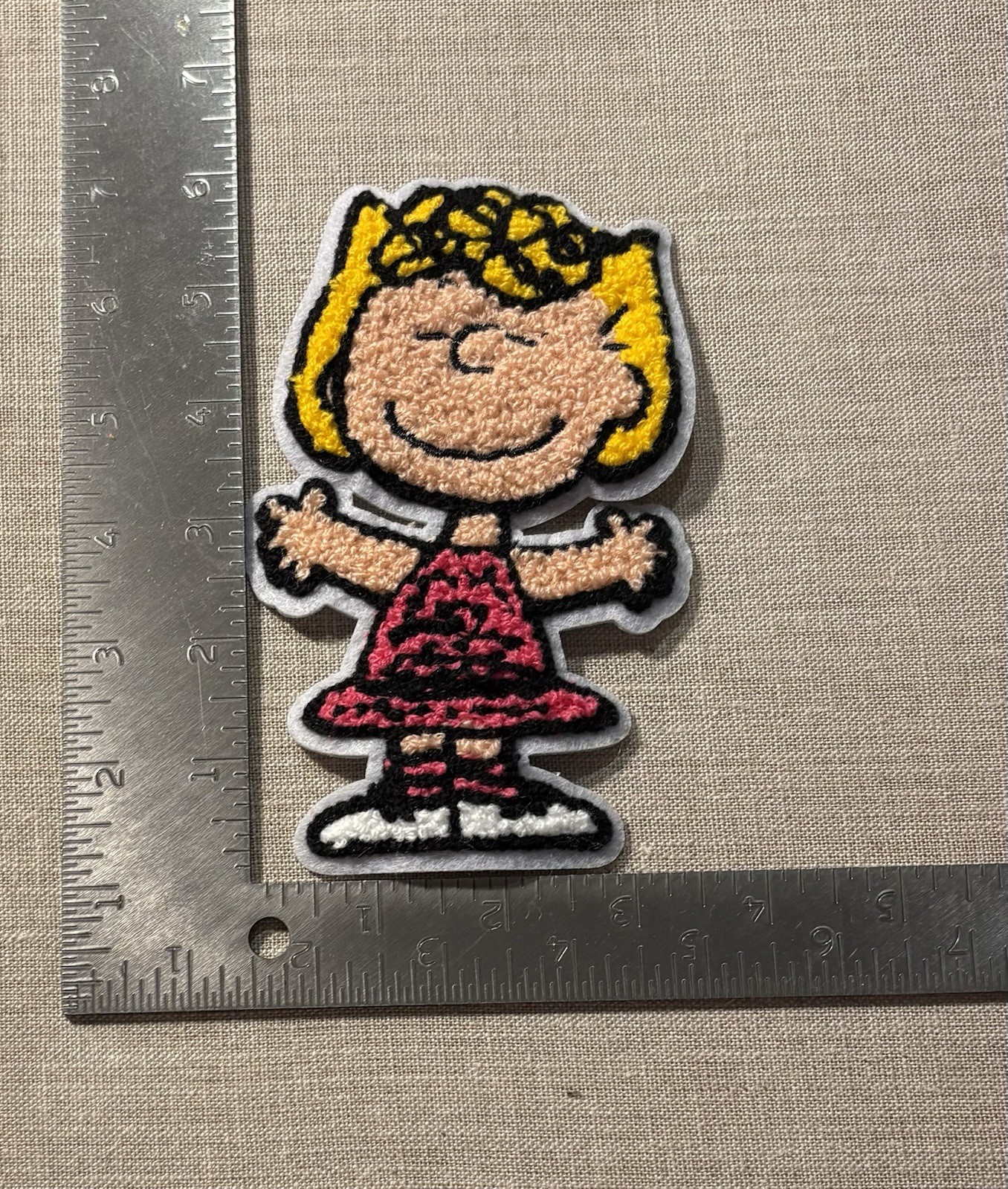 Set Of 4 - Extra Large Peanuts Snoopy Patches   ** Sew On ONlY”