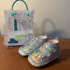 ro me by Robeez Baby Girl Shoes Unicorn Silver Metallic 6-12 months