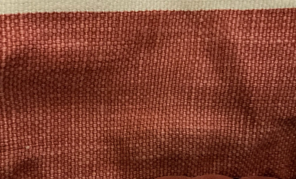 "Almohada cuadrada a rayas blanca y coral de diseño personalizado de playa de 18""" Foto 2 de 3