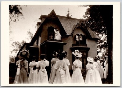 1908 Cooperstown NY Bundy-Tennant Wedding Throwing Bouquet Postcard Repro