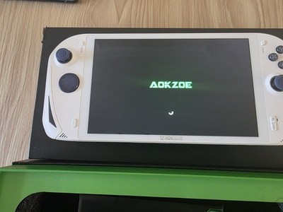 Aokzoe A1 Pro 7840U 32gb 512gb weiß 8'' Handheld