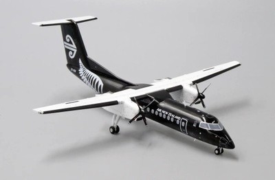 JC Wings Bombardier DHC-8-300 Air New Zealand ''All Blacks'' ZK-NEM 1:200 Modellfl