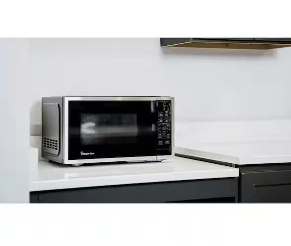 Magic Chef 0.9 cu. ft. 900-Watt Countertop Microwave in Stainless Steel - Image 3 of 3
