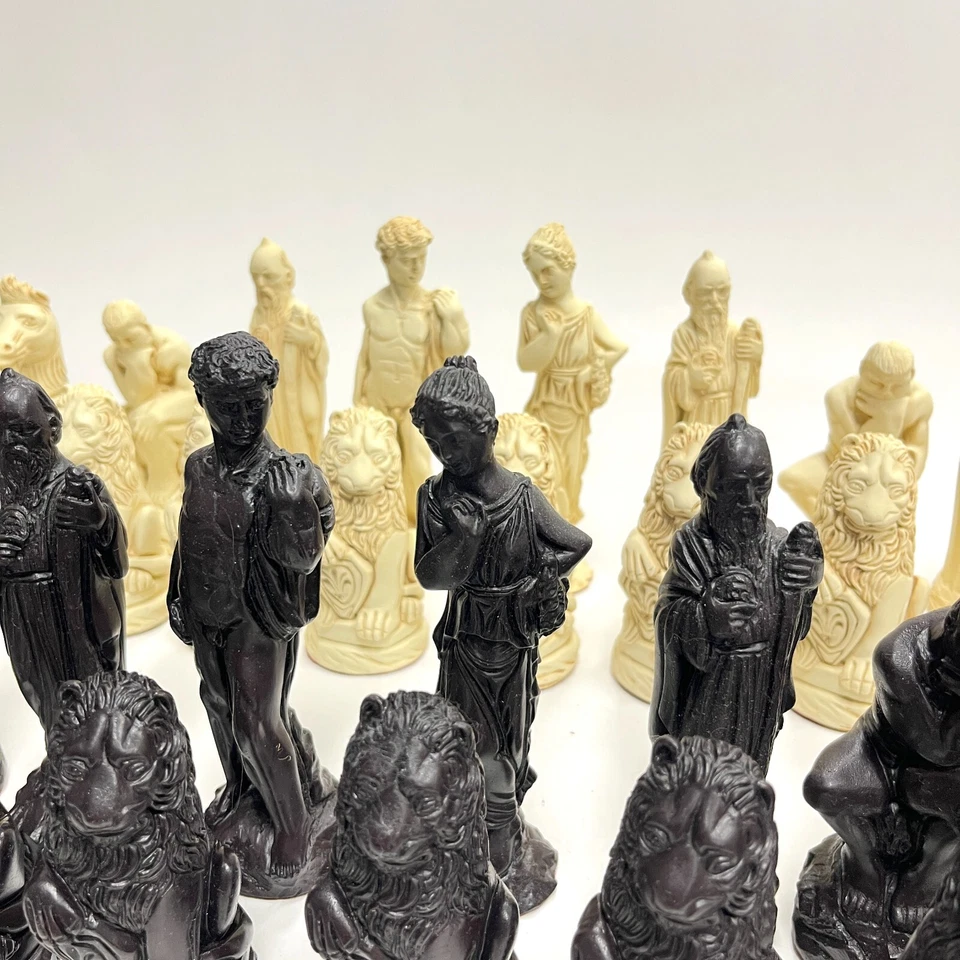Chess Set Classical Antiquity Figures No Board - Image 2 of 4