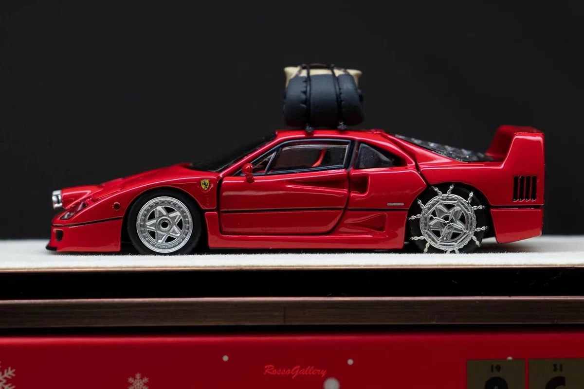 PGM 1:64 Ferrari F40 Christmas Snow Standard Red Alloy Full