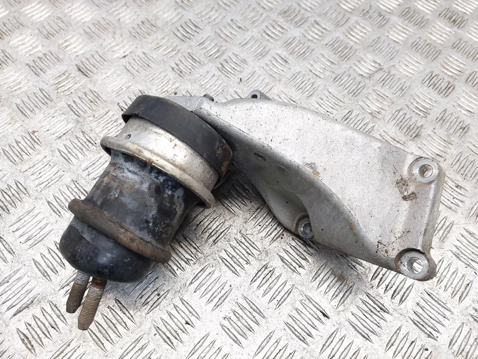 LEXUS LS600H XF40 2008 5.0 PETROL HYBRID ENGINE MOUNT BRACKET SUPPORT - Image 2 of 4