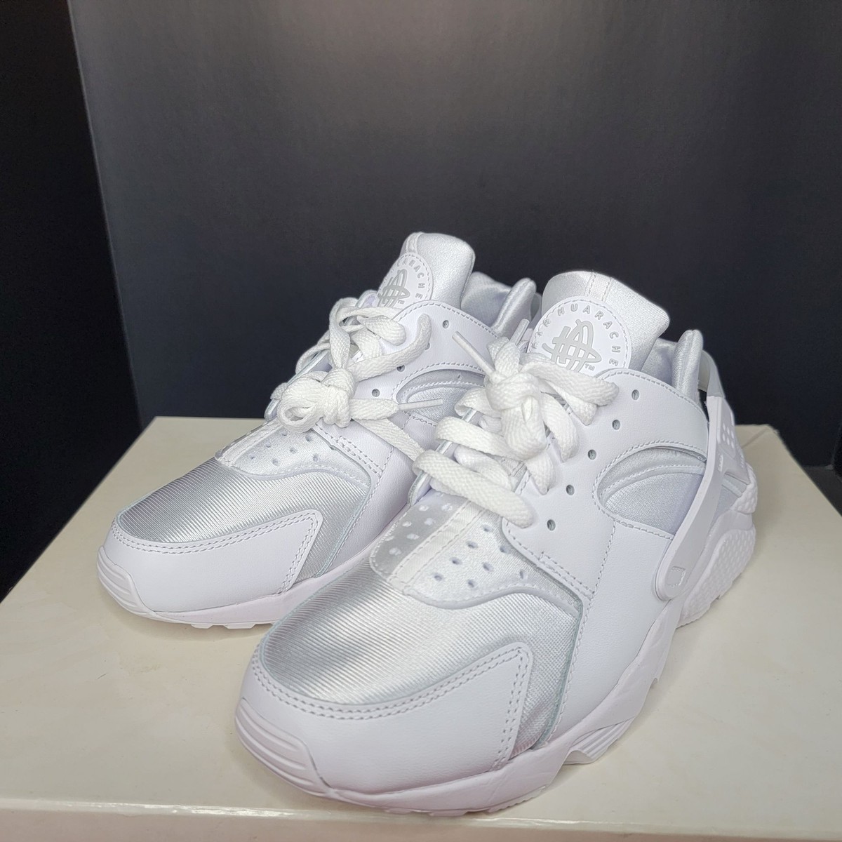 white huaraches 5.5