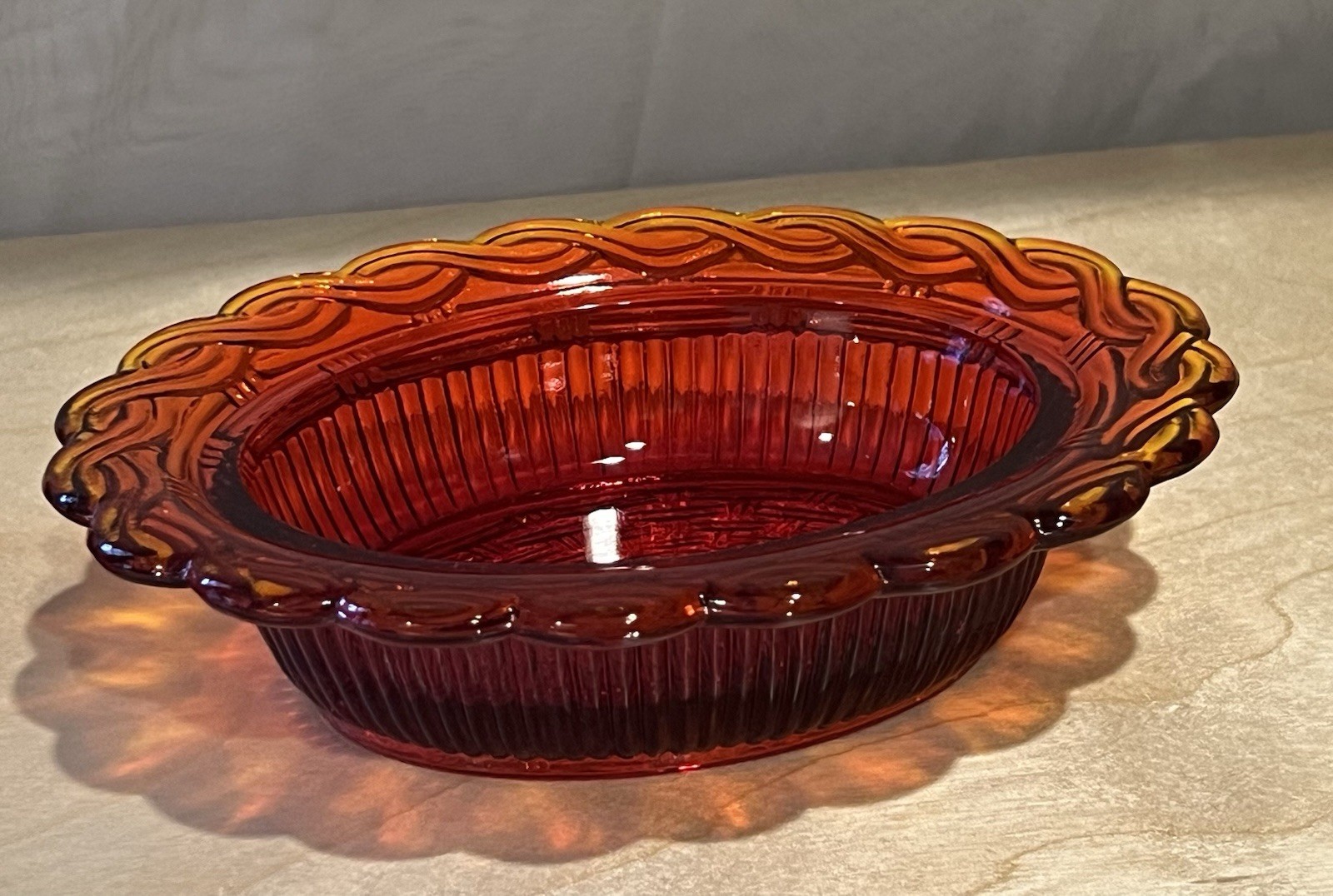 MOSSER Red Split Tail 6.5” Glass Hen On Nest HON Candy Dish UV Reactive GLOWS