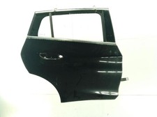 Porte arrière et accessoires Infiniti Q30