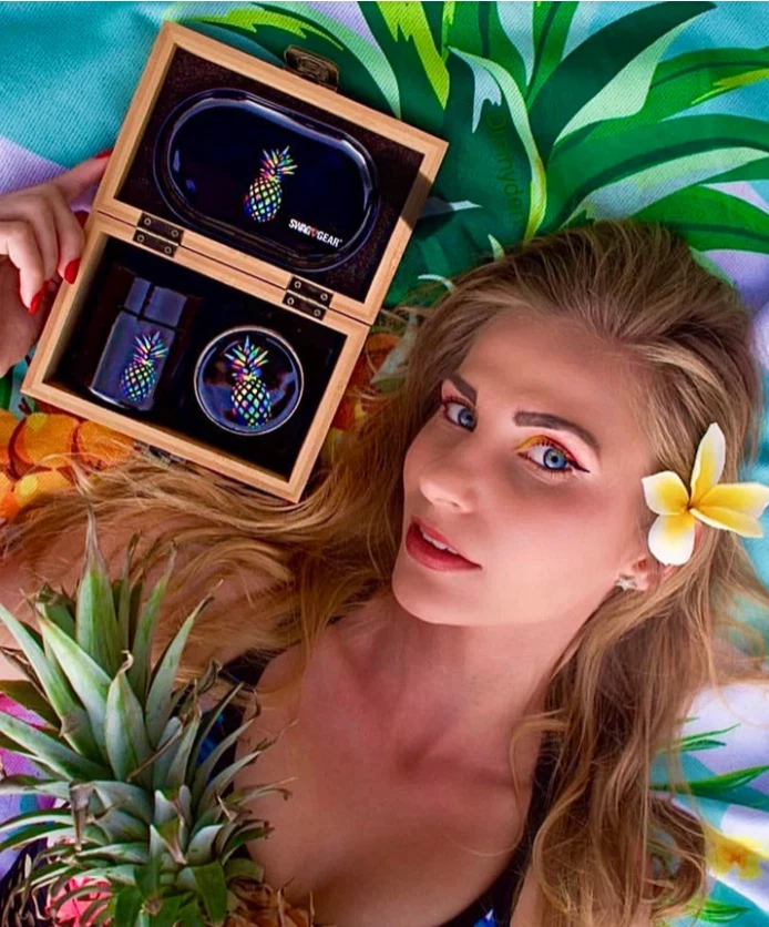 PINEAPPLE Box Combo - Original Stash Box with Grinder and Stash Jar - Image 3 of 4