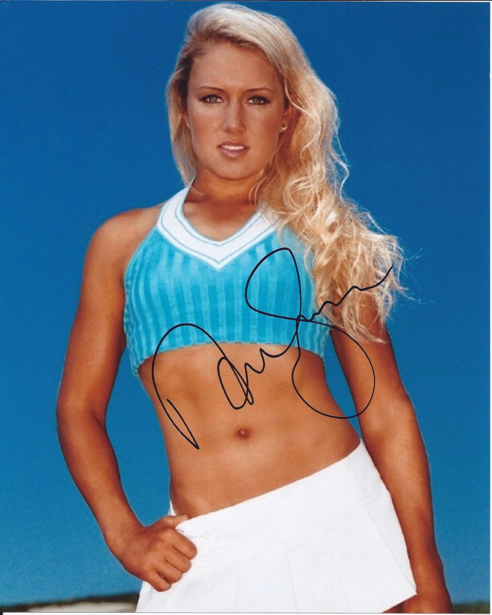 SEXY LPGA GOLFER NATALIE GULBIS HAND SIGNED 8X10 PHOTO H W