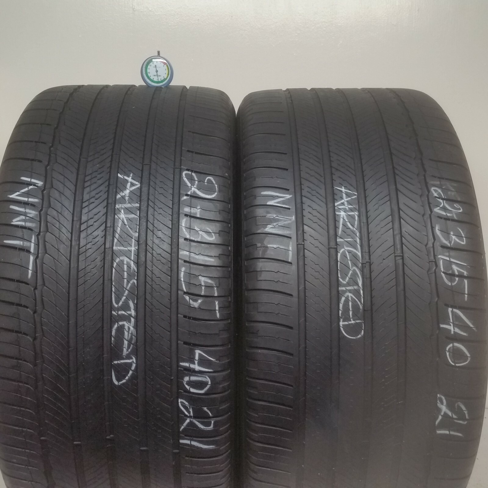 MICHELIN Primacy Tour A/S All-Season Tire - 315/40R21 111H, Black Sidewall
