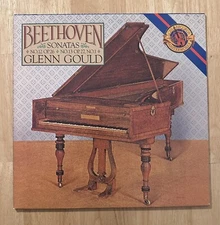 CBS M37831 Beethoven:Piano Son op.12,13 Quasi una Fantaisa/Gould,1st issue,1983