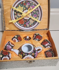 Vintage Chinese MINIATURE TEA SET pot plate 6 cups Floral Pattern Silk Box