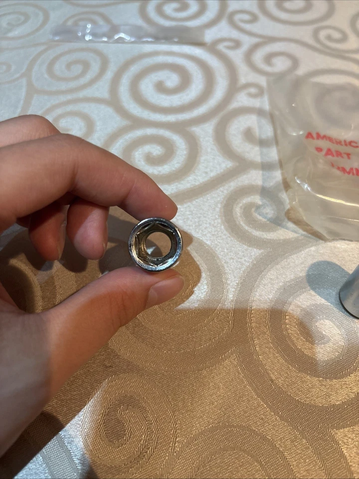 American Eagle Turner Lug Nuts Socket Style M12-1.5 RH - Image 2 of 4