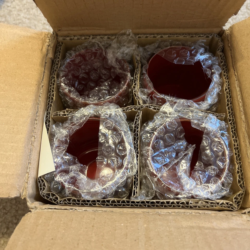 Xícaras de chá Southern Living At Home Red Harmony novas na caixa 40945 conjunto com 4 - Imagem 2 de 3