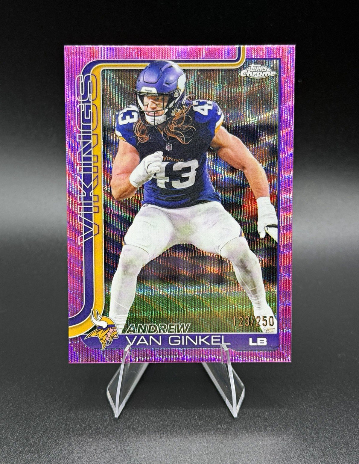 2025 Topps Chrome Andrew Van Ginkel Vikings Pink Wave /250