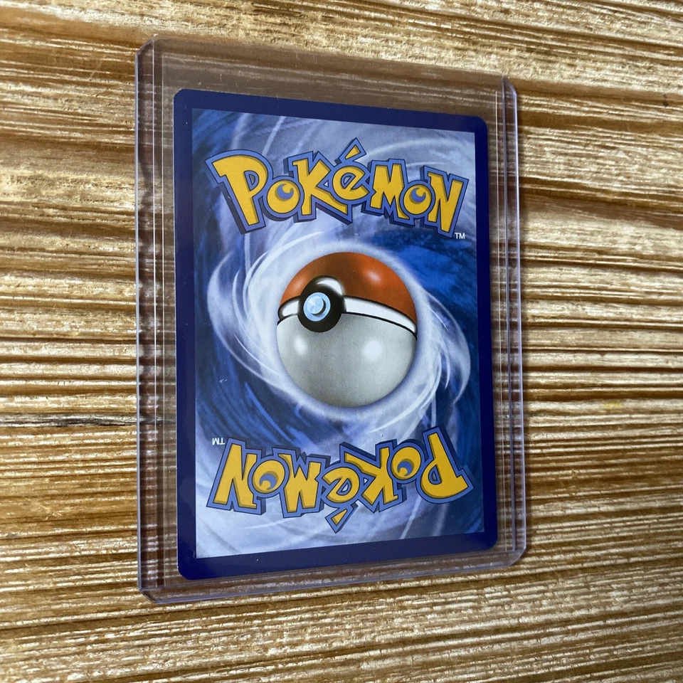 Pokémon Card Pikachu - 35/108 XY Evolutions 2016 LP-NM - Image 2 of 2