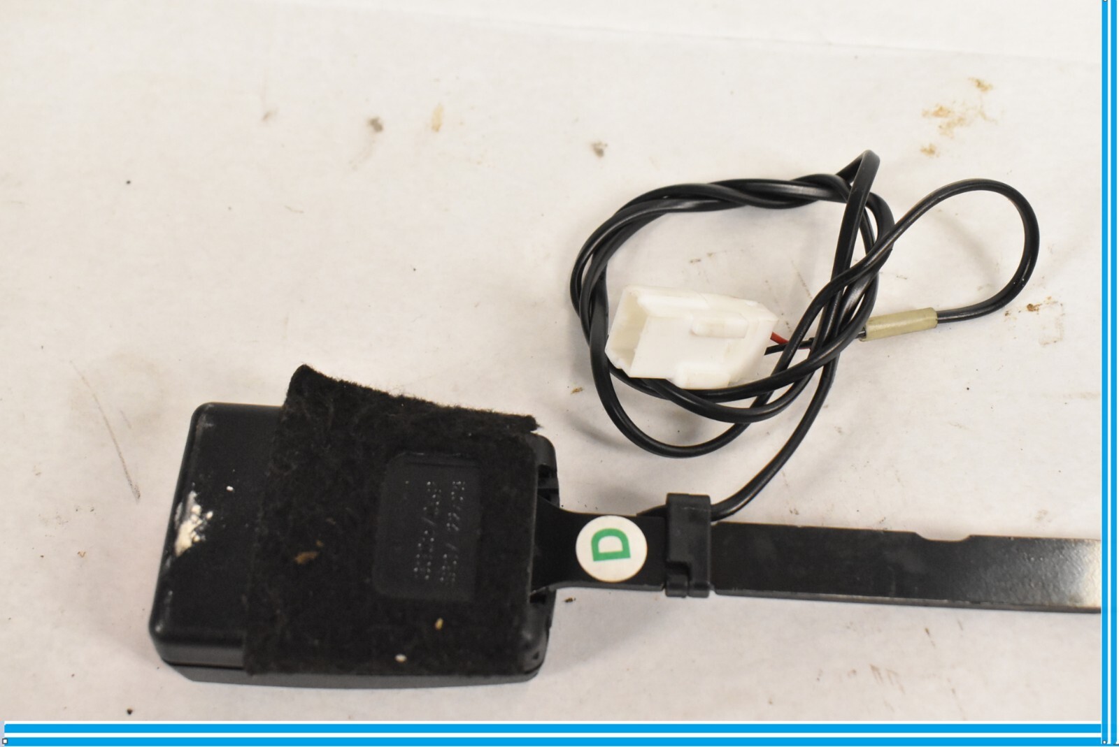 Maserati Quattroporte 2005-2008 Front Right Seat belt buckle