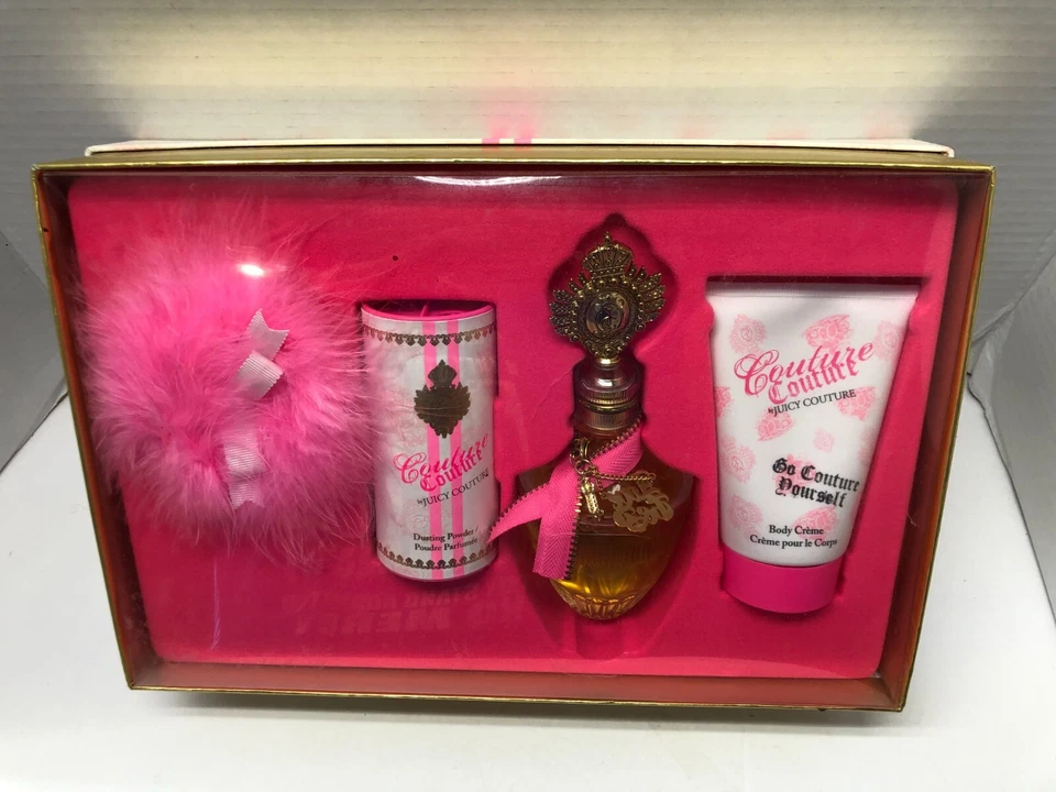 Juicy Couture 礼品套装淡香精 3.4 盎司乳液、粉饼 — 第 4/4 张图片