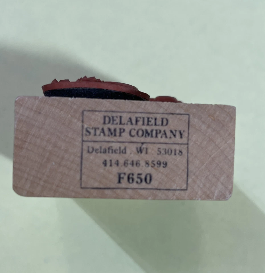 CONEJO CONEJO Hierba agrietada huevo de pascua delafield sello de goma d Foto 3 de 3