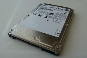 Fujitsu Notebook Festplatte  40 GB SATA