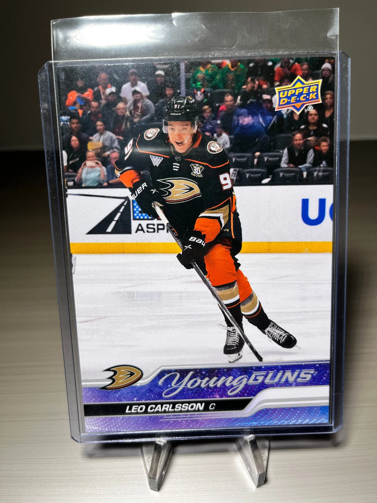 Leo Carlsson trading card