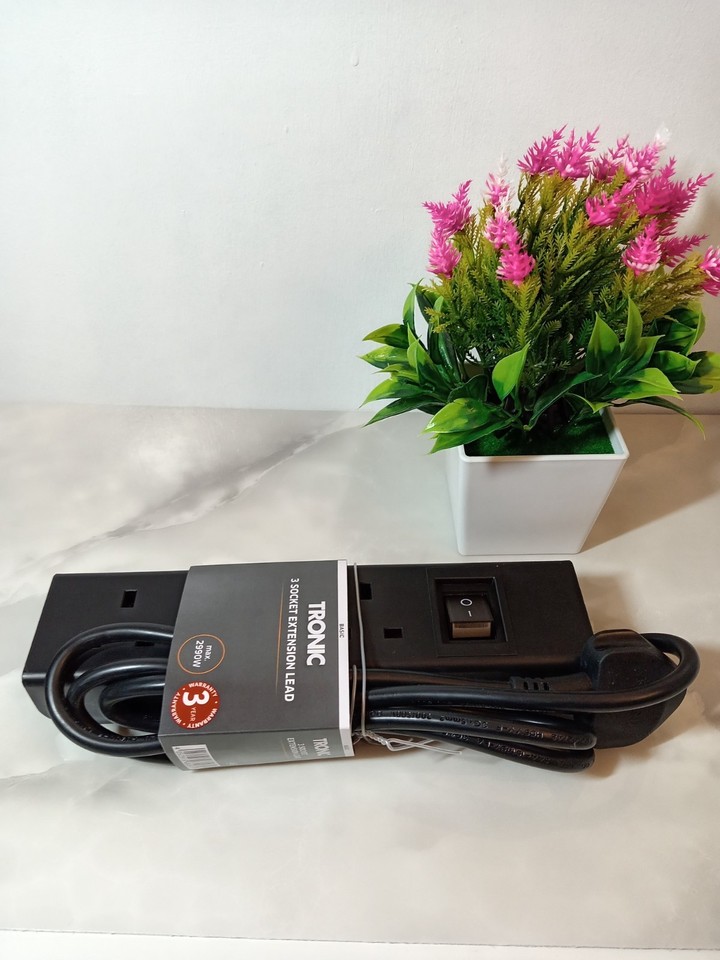 Extension Lead 3 Socket with On/Off Switch Black 1.4 Meter Made in ...