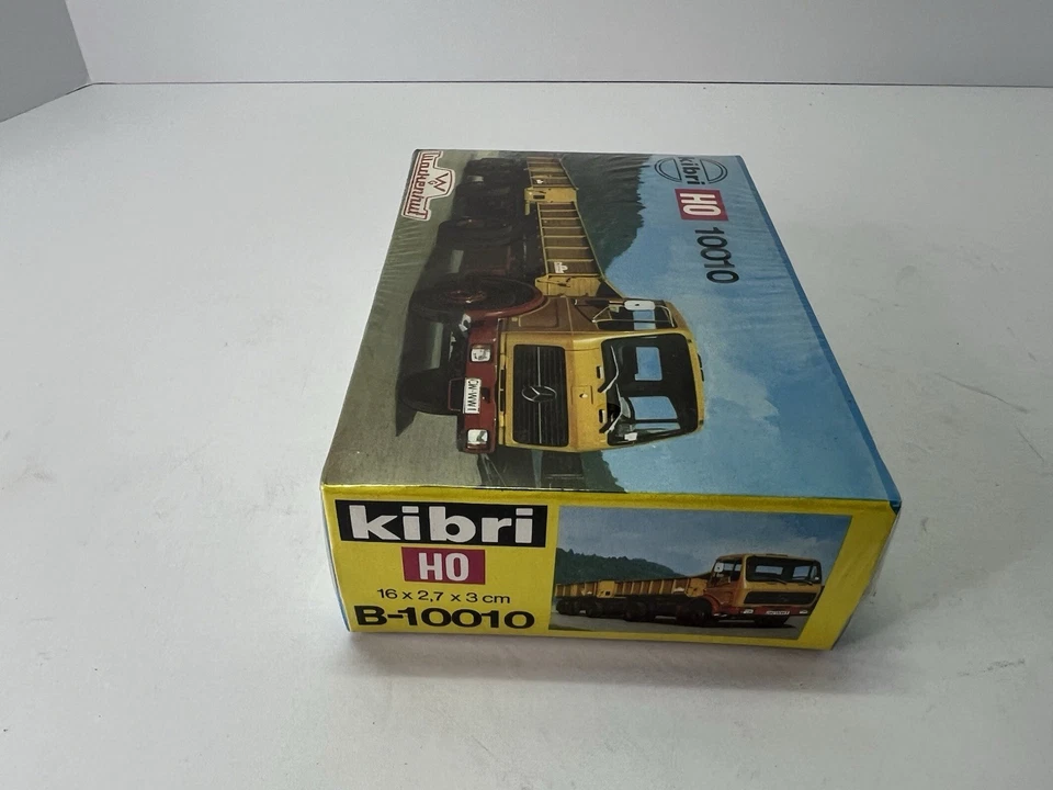 Vintage Kibri HO Scale Model #10010 Plastic Tractor Hauler - Image 3 of 4