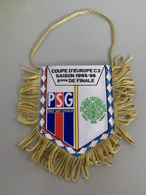 C) COLLECTOR FANION football années 80: CELTIC GLASGOW