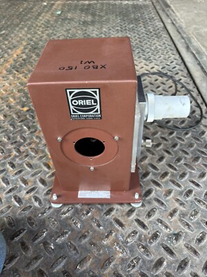 ORIEL CORPORATION 6137 XENON LIGHT SOURCE