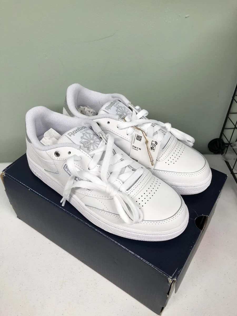 Reebok classic hotsell white silver