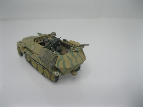 Preiser -H0 1:87- Wehrmacht - Sd.Kfz 251/9 - mit Soldaten - tarn gesupert -2 - Bild 5 von 8