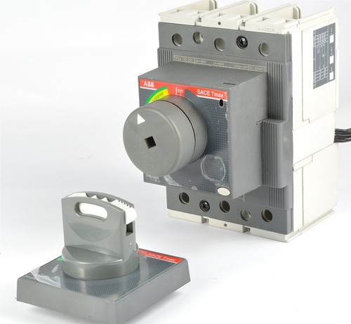 ABB TMAX T3S 250 Leistungsschalter 250A mit Drehhebelantrieb