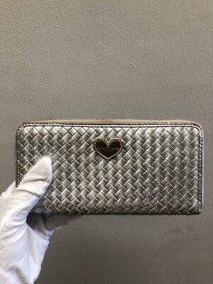 Samantha Thavasa Petit Choice Silver Leather Long Wallet