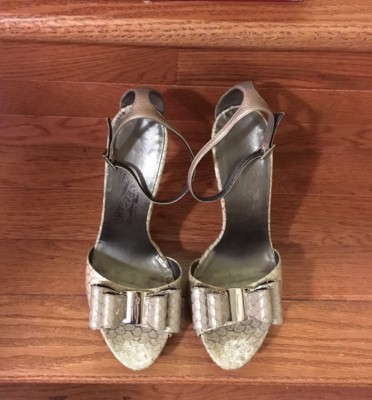 Salvatore Ferragamo Giada Vara Bow Metallic Nude Ankle Strap Snake Skin Shoe-7.5